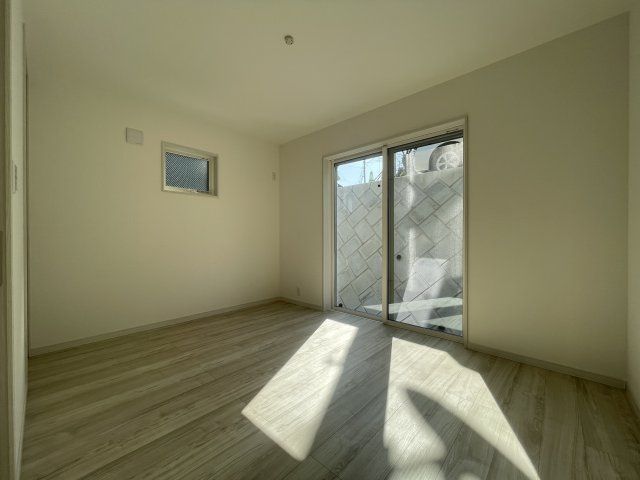Newly Built 3LDK House for Sale in Yokosuka, Kanagawa - Thumbnail 3