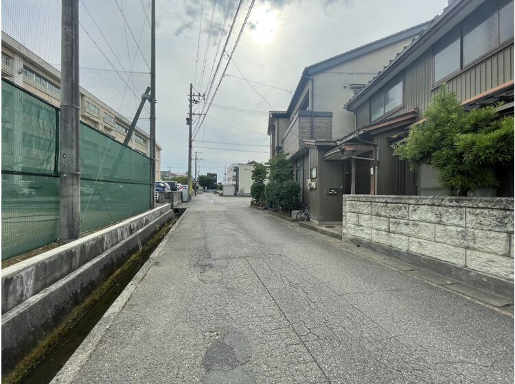 Land for Sale in Takaoka, Toyama - Near Takaoka Station - Thumbnail 3