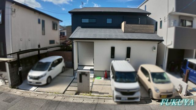 Modern 4LDK House for Sale in Yamashina, Kyoto - Thumbnail 3