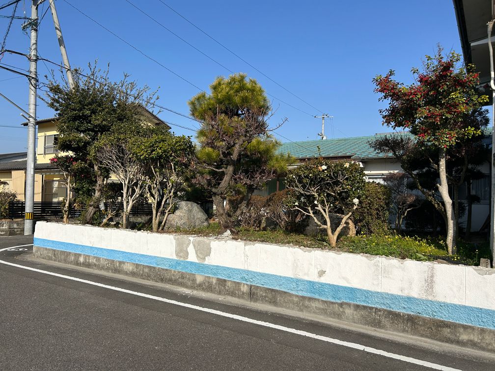 282.37 sqm Corner Land Plot in Matsuyama's Higashikata Area - Thumbnail 2