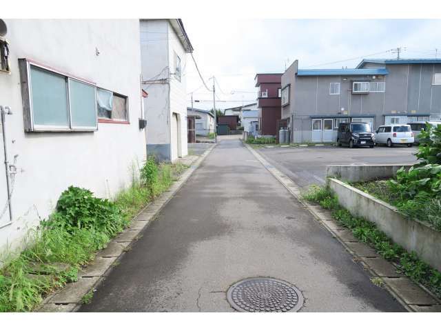 Land for Sale in Hirosaki, Aomori with Old House - Thumbnail 4