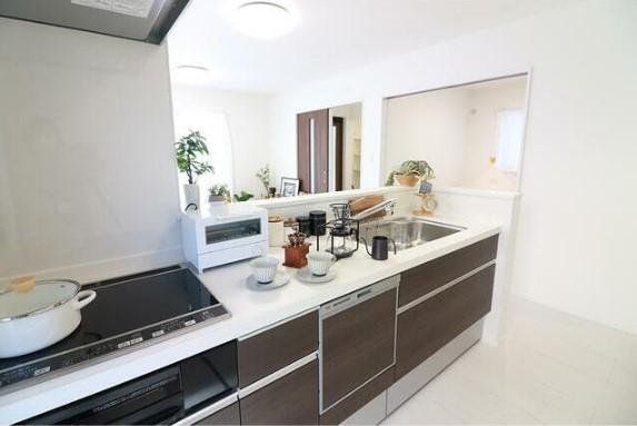 New 4LDK House in Tokushima City, 15 min from Sako Station - Thumbnail 2