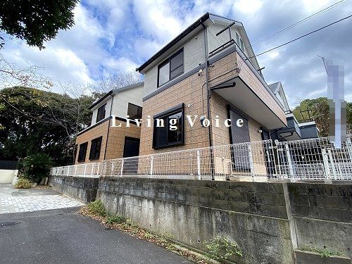 Renovated 4LDK House with Sea View in Oiso, Kanagawa - Thumbnail 3