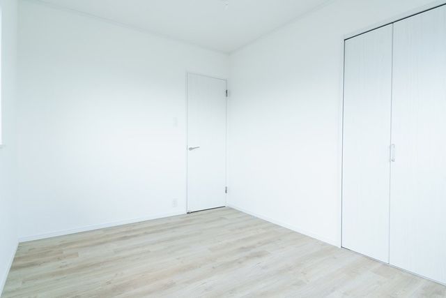 Renovated 4LDK Detached House for Sale in Yokkaichi, Mie - Thumbnail 4