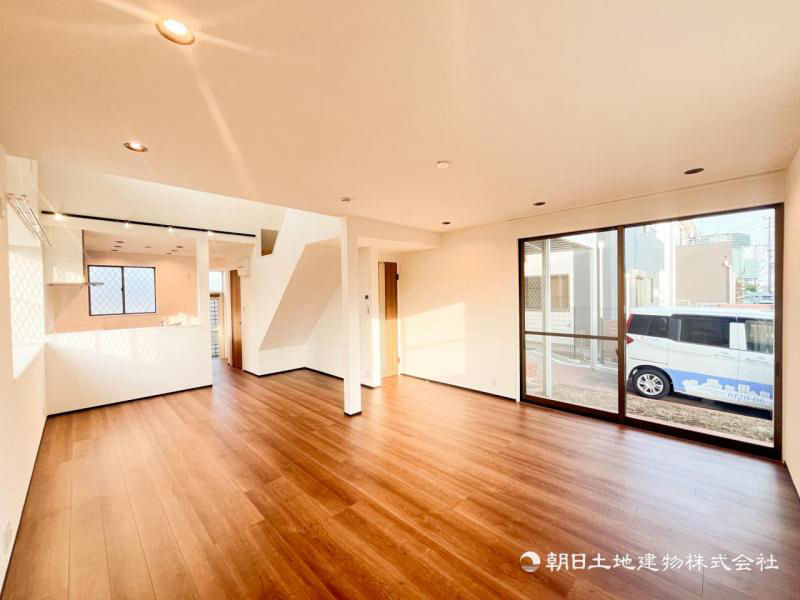 4LDK House Near Tsurugamine Station in Yokohama - Thumbnail 3