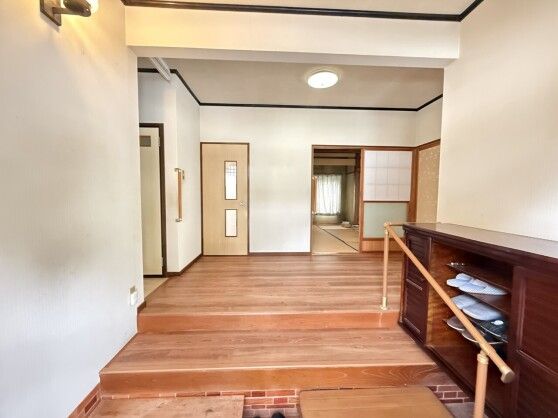 5DK Detached House for Sale in Itoigawa, Niigata - Thumbnail 3