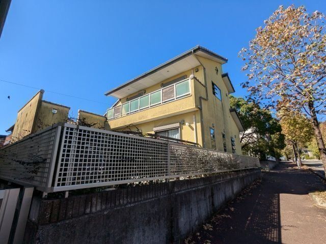 4LDK House for Sale in Kochi City's Makiedai Area - Image 1