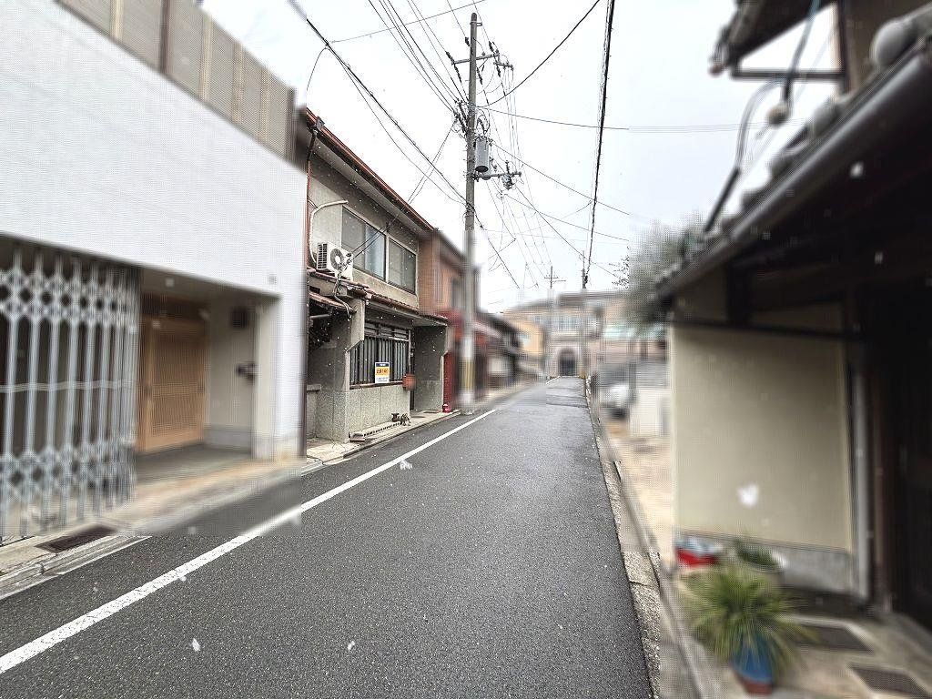 Land for Sale in Kamigyo Ward, Kyoto - 112.22 sqm Corner Lot - Thumbnail 2