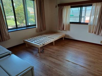 Renovated Rural Home in Unnan City with Large Roof Design — Image 2, Unnan, Shimane