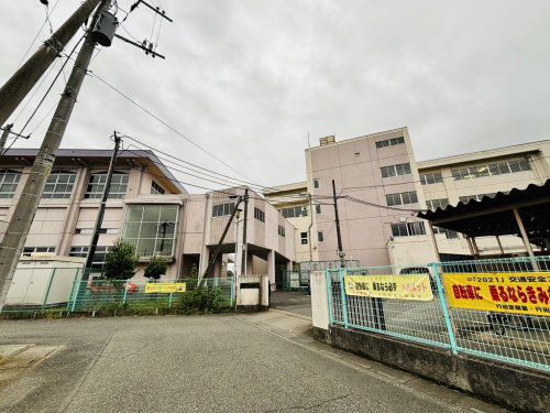 4LDK House in Gyoda with Parking Near Sakitama Tombs - Thumbnail 3