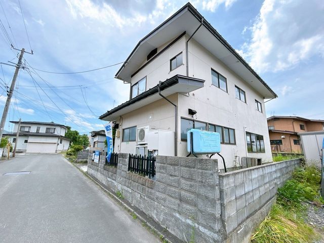 Renovated 4LDK House for Sale in Yonezawa, Yamagata - Thumbnail 2