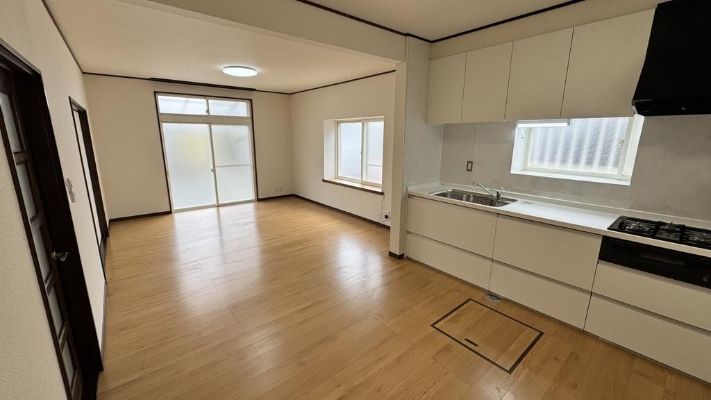 Renovated 4LDK House in Morioka Near Station - Thumbnail 3