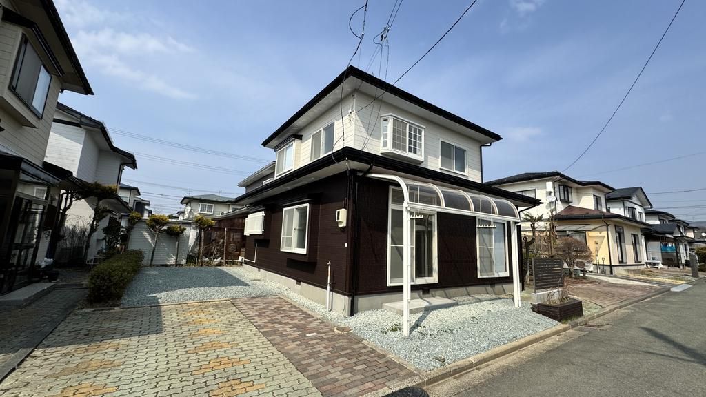 Renovated 4LDK House in Morioka Near Station - Thumbnail 2