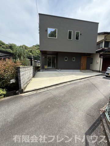 4LDK Detached House in Saeki-ku, Hiroshima - Nearly New Build - Thumbnail 4