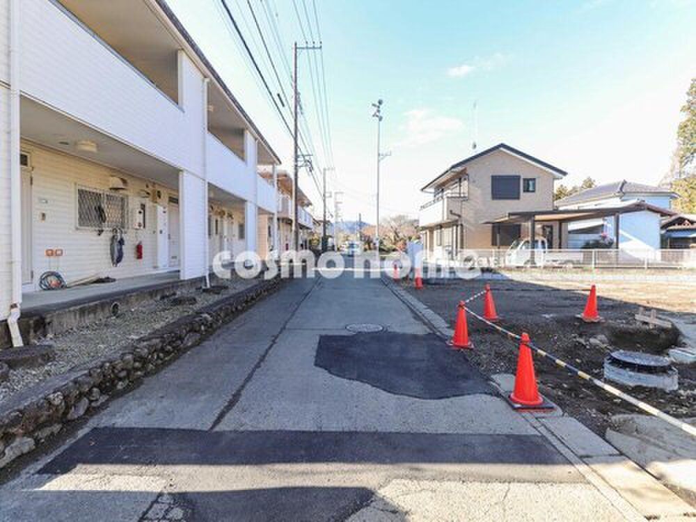 Land for Sale in Akiruno, Tokyo - Spacious Residential Plots - Thumbnail 4