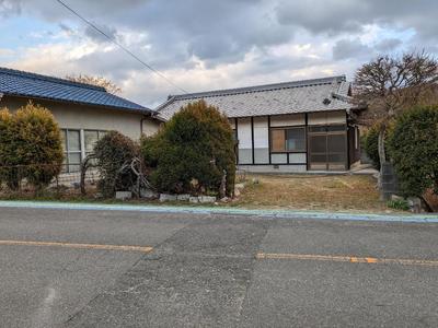 [Homes] Bus: Take the Etajima Bus to Utsumi stop, 4 minutes walk from the stop (Etajima City) Used detached house (Property number: 3212669-0000046) — Image 1, Etajima, Hiroshima