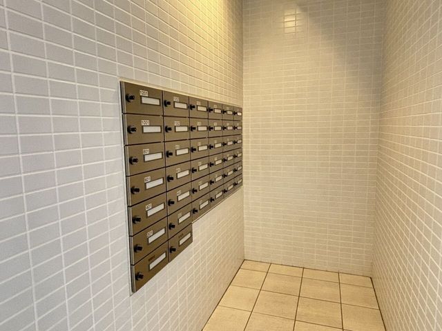 Terrace Nova Unuma Comfort 13F 2LDK Apartment in Kakamigahara - Thumbnail 2