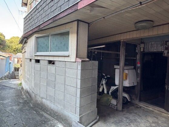 Island Home for Sale in Toba, Mie - 10DK Wooden House - Thumbnail 3