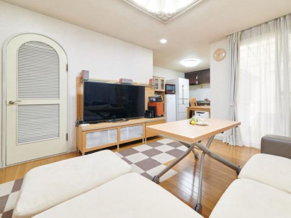 4LDK Detached House with Sauna in Setagaya, Tokyo - Thumbnail 4