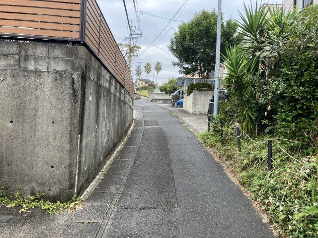 Kagoshima Vacant Land with Kinko Bay View in Hikariyama - Thumbnail 2