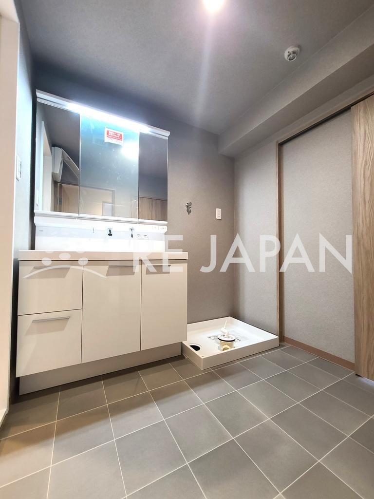 Renovated 3LDK Apartment in Higashiosaka - Lions Mansion - Thumbnail 4