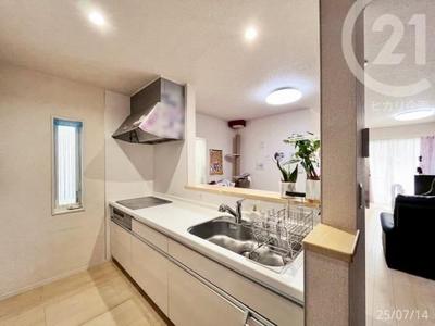 4LDK Family Home in Higashiyamato with Garden — Image 1, Higashiyamato, Tokyo
