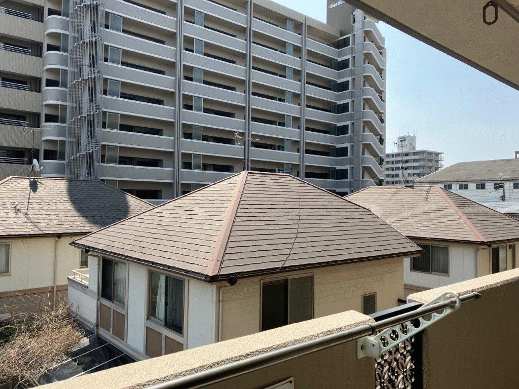 4LDK Apartment Near Fukuoka Airport with Large Balcony - Thumbnail 4