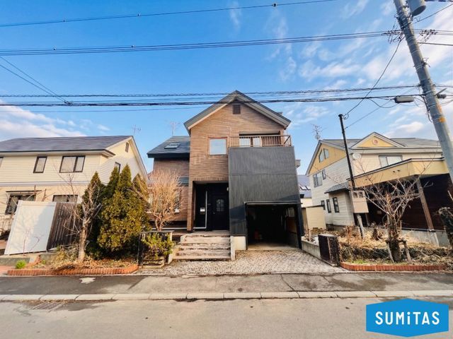 4LDK House for Sale in Kita-ku, Sapporo, Hokkaido - Thumbnail 2