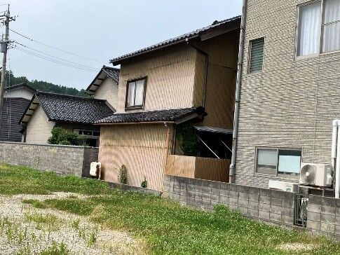 Wooden House for Sale in Hodatsushimizu, Ishikawa - 145.86 sqm - Thumbnail 2