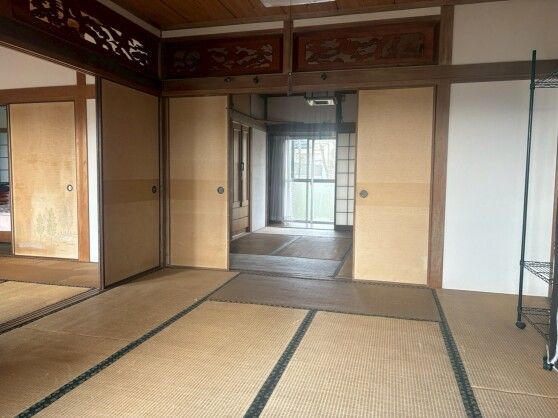 Spacious 7DK Single-Story Home on 513 sqm Land in Ogi City, Saga - Thumbnail 4