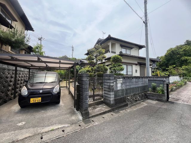 5DK House in Tagawa City with 121㎡ Living Space - Thumbnail 3