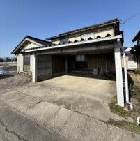 1965 Traditional House on 1118 sqm Land in Oyabe, Toyama - Thumbnail 2