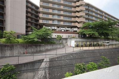 Sunny Crest Takarazuka 4LDK Apartment | Renovated 2025 — Image 10, Takarazuka, Hyogo