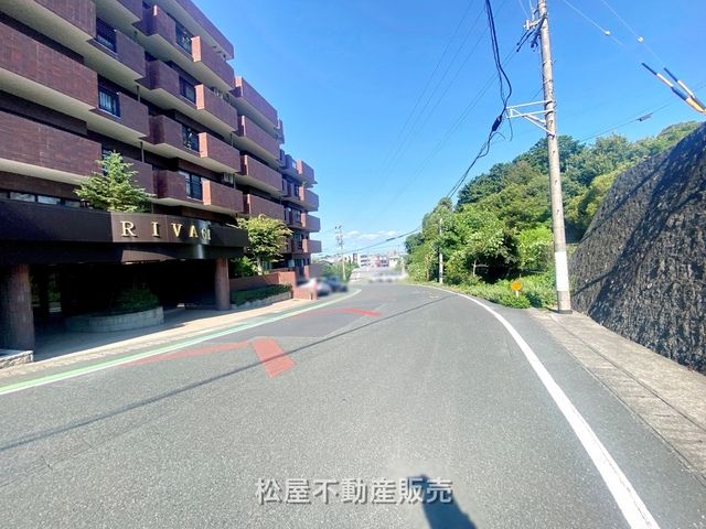 4LDK Apartment in Central Hamamatsu with Renovations - Thumbnail 3
