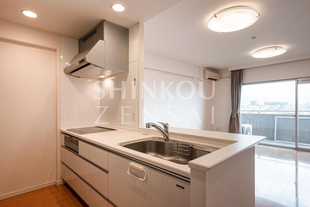 2LDK Apartment in Toyama with Balcony and Floor Heating - Thumbnail 4