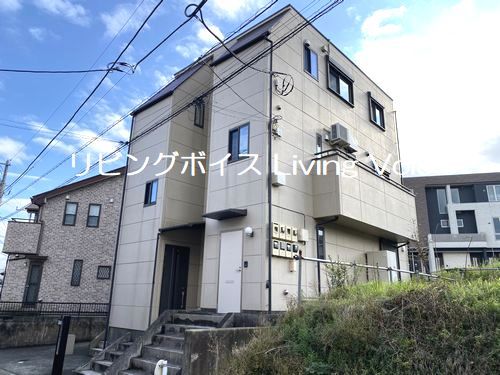4LDK House in Hadano with Solar Panels - Thumbnail 3