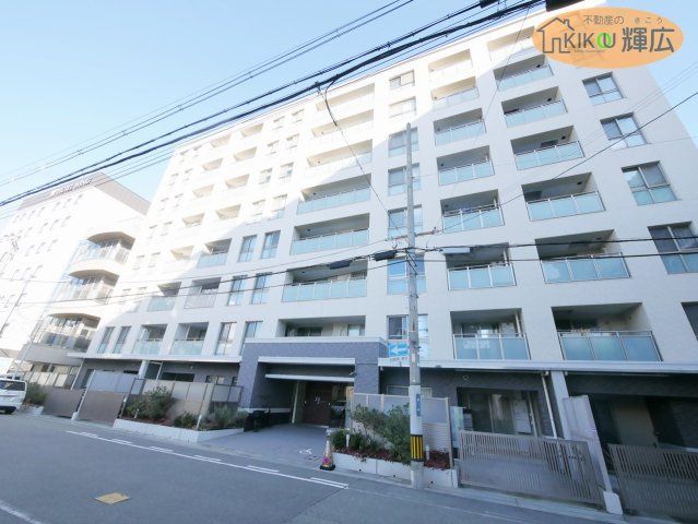 2SLDK Apartment Near Himeji Station with Modern Amenities - Thumbnail 2