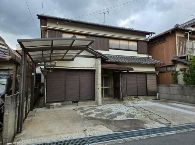 5DK House in Wakayama with Parking for 3 Vehicles - Thumbnail 2