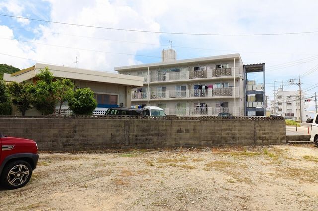 Vacant Land for Sale in Sashiki, Nanjo City, Okinawa - Thumbnail 2