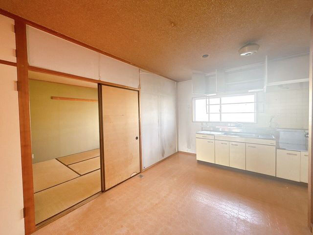 3LDK Apartment in Komaki City with South Balcony - Thumbnail 4