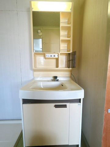 3LDK Apartment in Komaki City with South Balcony - Thumbnail 2