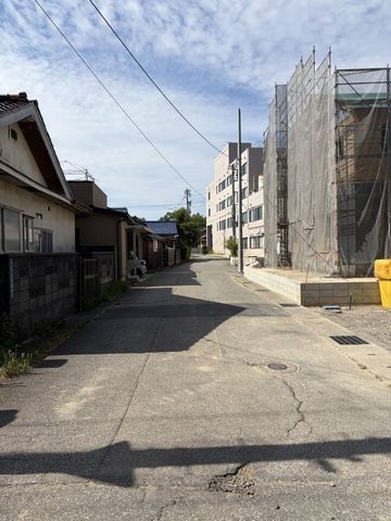 New 4LDK House for Sale in Takaoka City, Toyama - Thumbnail 3