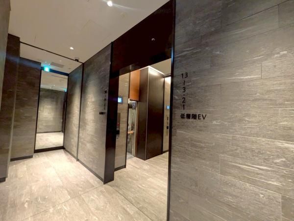 Geo Tower Sakaisuji Honmachi 1LDK Apartment in Central Osaka - Thumbnail 4