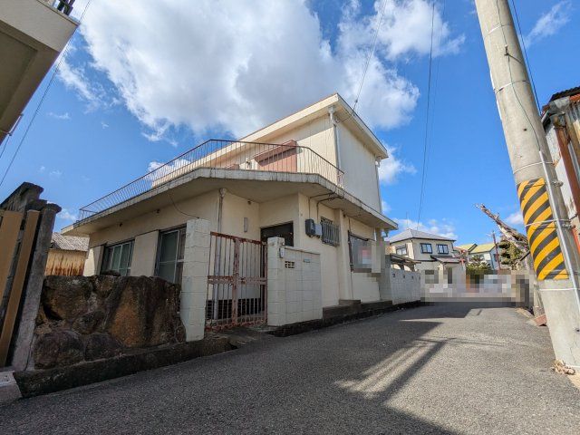 Land with Old House in Wakayama City's Akizuki District - Thumbnail 2