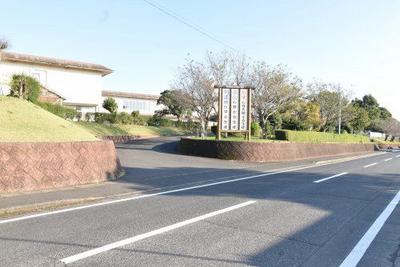 [Homes] Kanoya City Kotobuki 3-chome, residential area with store | — Image 3, Kanoya, Kagoshima