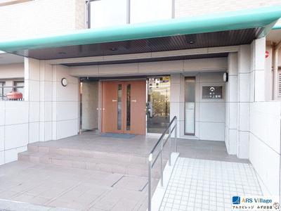 Spacious 3LDK Apartment Near Kamifukuoka Station — Image 2, Fujimino, Saitama