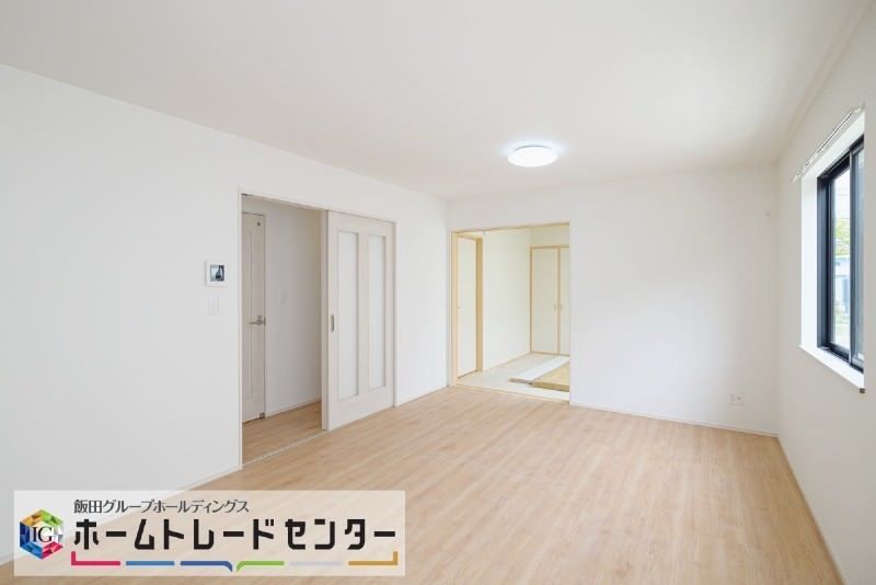 New 4LDK ZEH House for Sale in Yonabaru, Okinawa - Thumbnail 4
