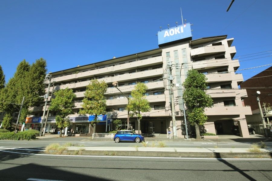 Renovated 2SLDK Apartment Near Okurayama Station, Yokohama - Thumbnail 3