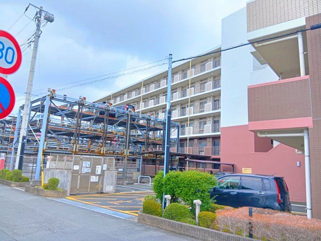Id Court Fuji 3LDK Apartment with Private Garden in Fuji City - Thumbnail 2