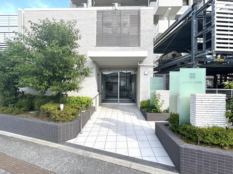 Reson City Kariya Ginza 8F 2LDK Condo for Sale in Aichi - Thumbnail 3